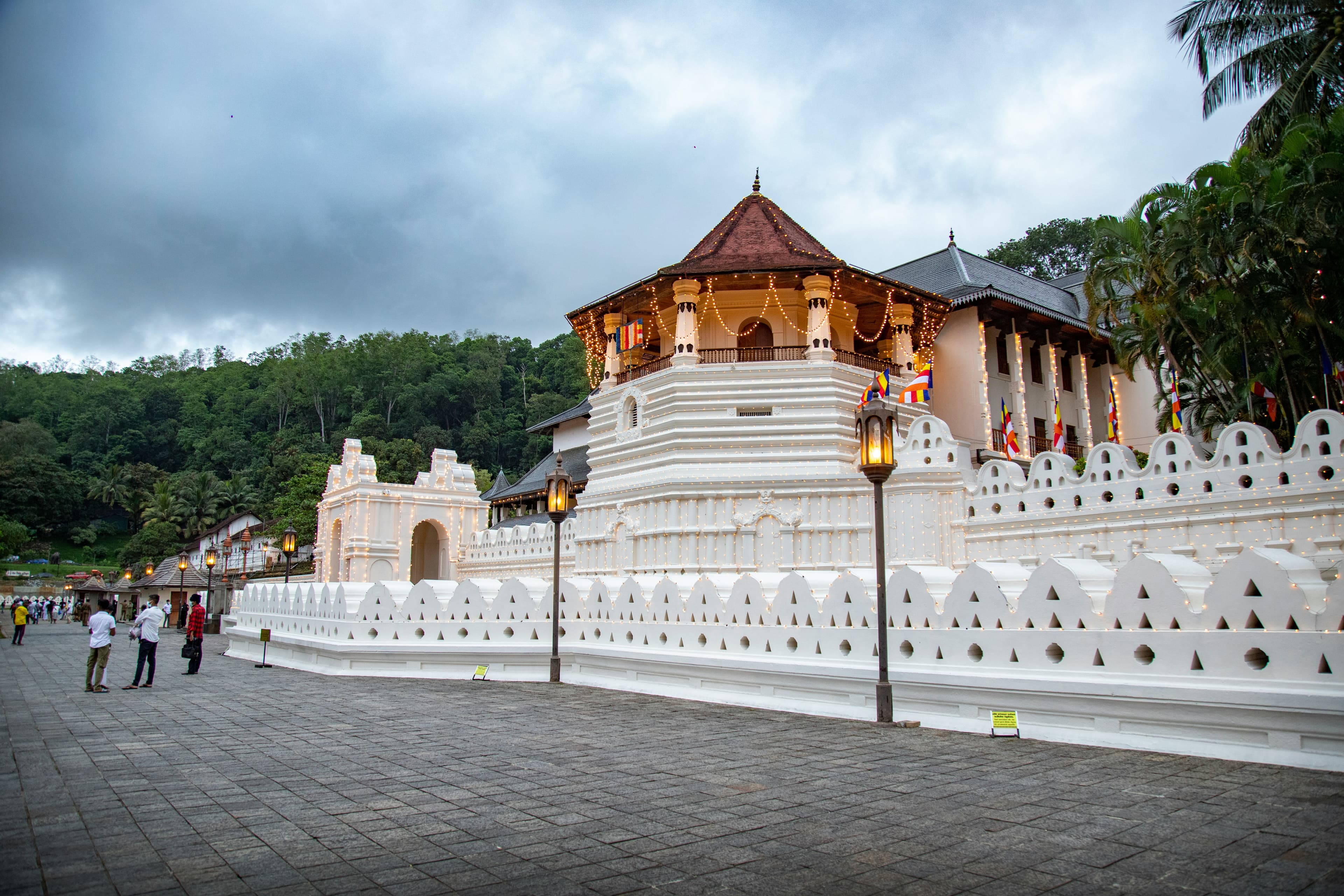 Experience the spirit of Kandy
