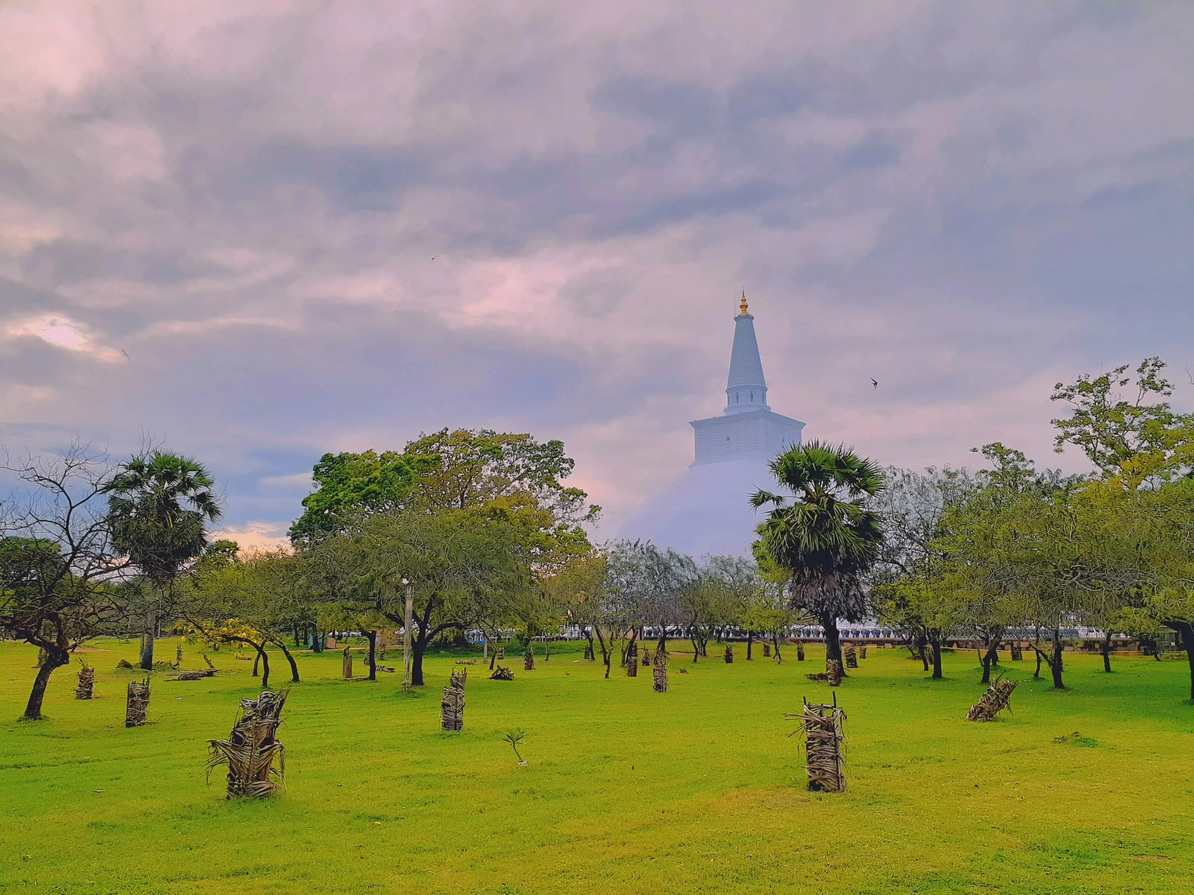 Temple architecture in Sri Lanka